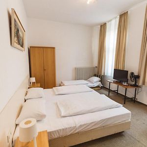 Superior Zimmer mit Kingsize-Bett
